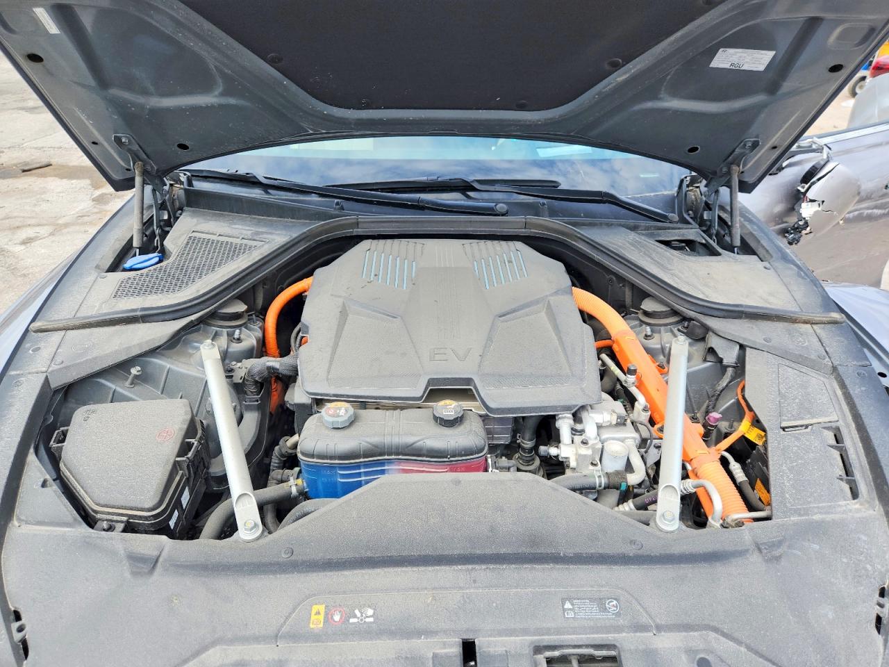 2023 GENESIS G80