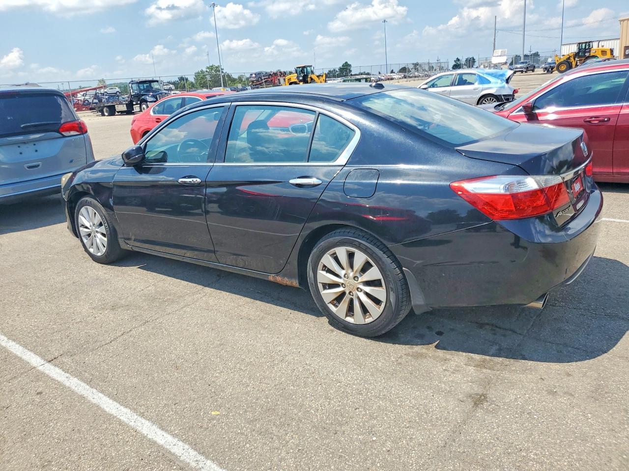 2015 HONDA ACCORD