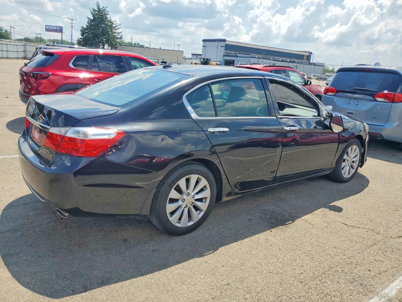 2015 HONDA ACCORD