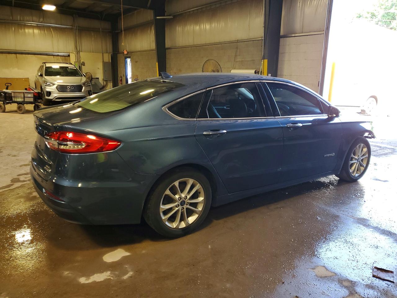 2019 FORD FUSION
