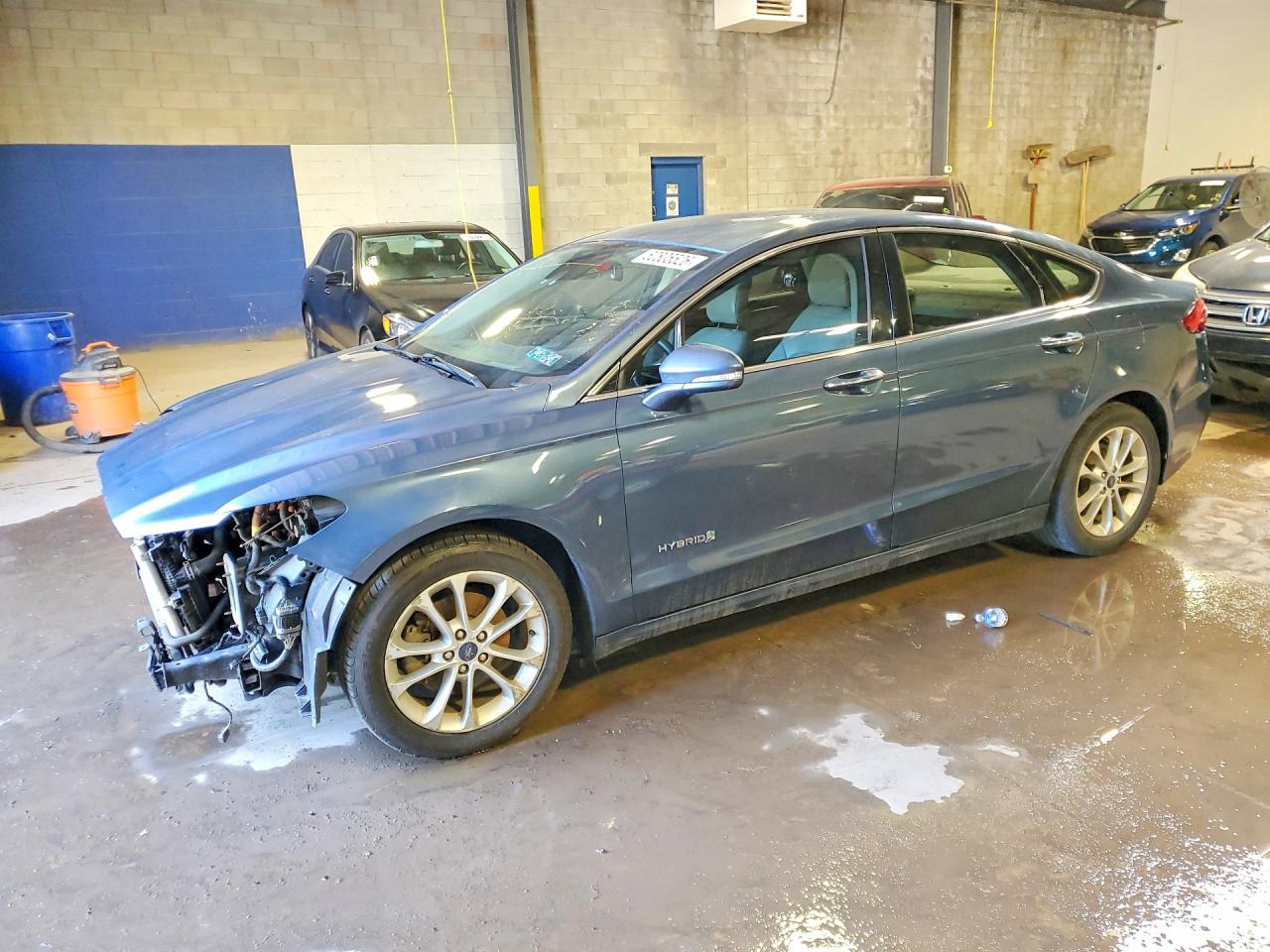 2019 FORD FUSION