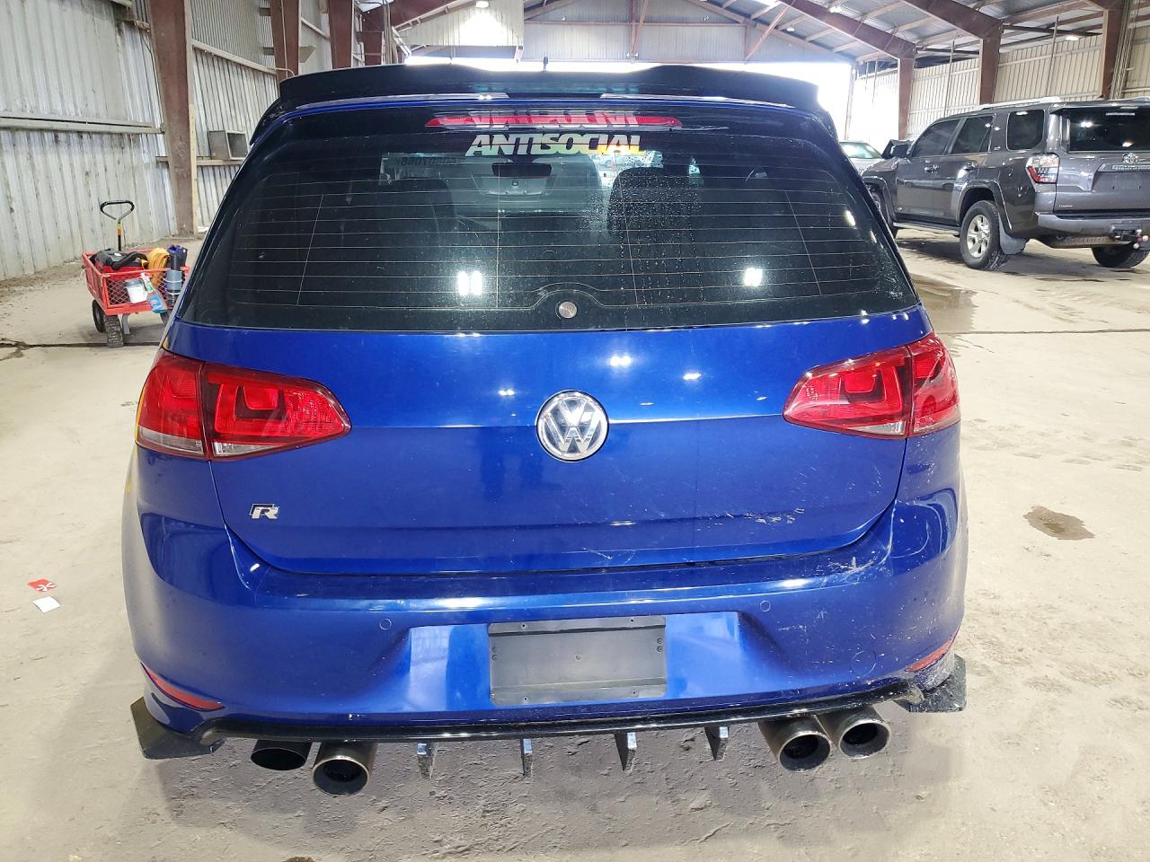 2017 VOLKSWAGEN GOLF