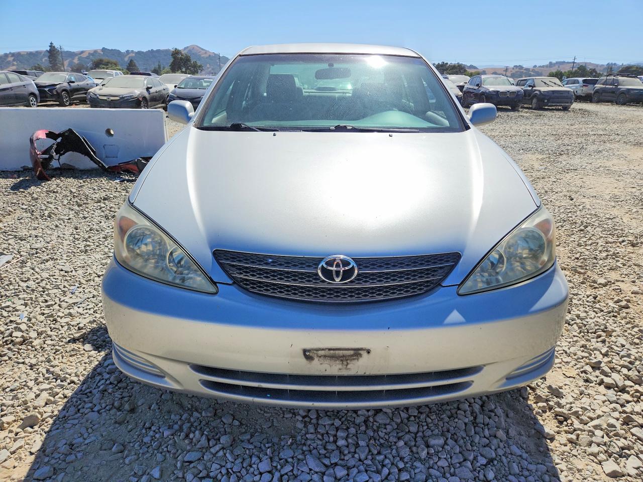 2002 TOYOTA CAMRY
