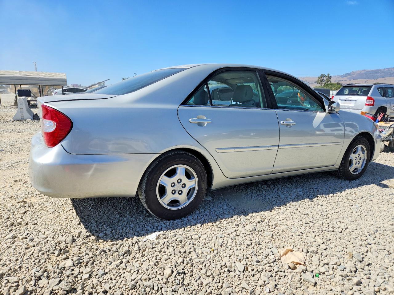 2002 TOYOTA CAMRY