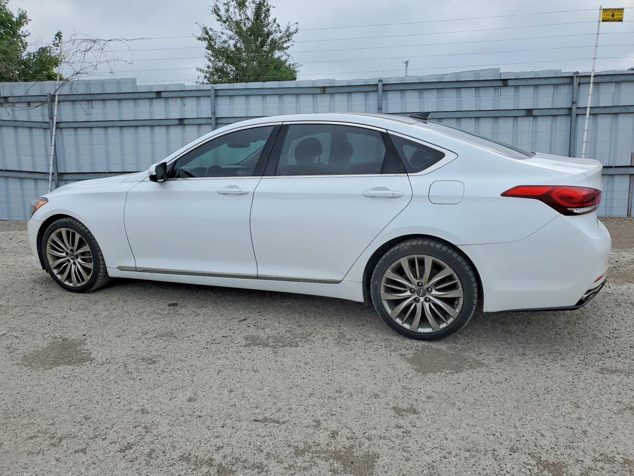 2015 HYUNDAI GENESIS