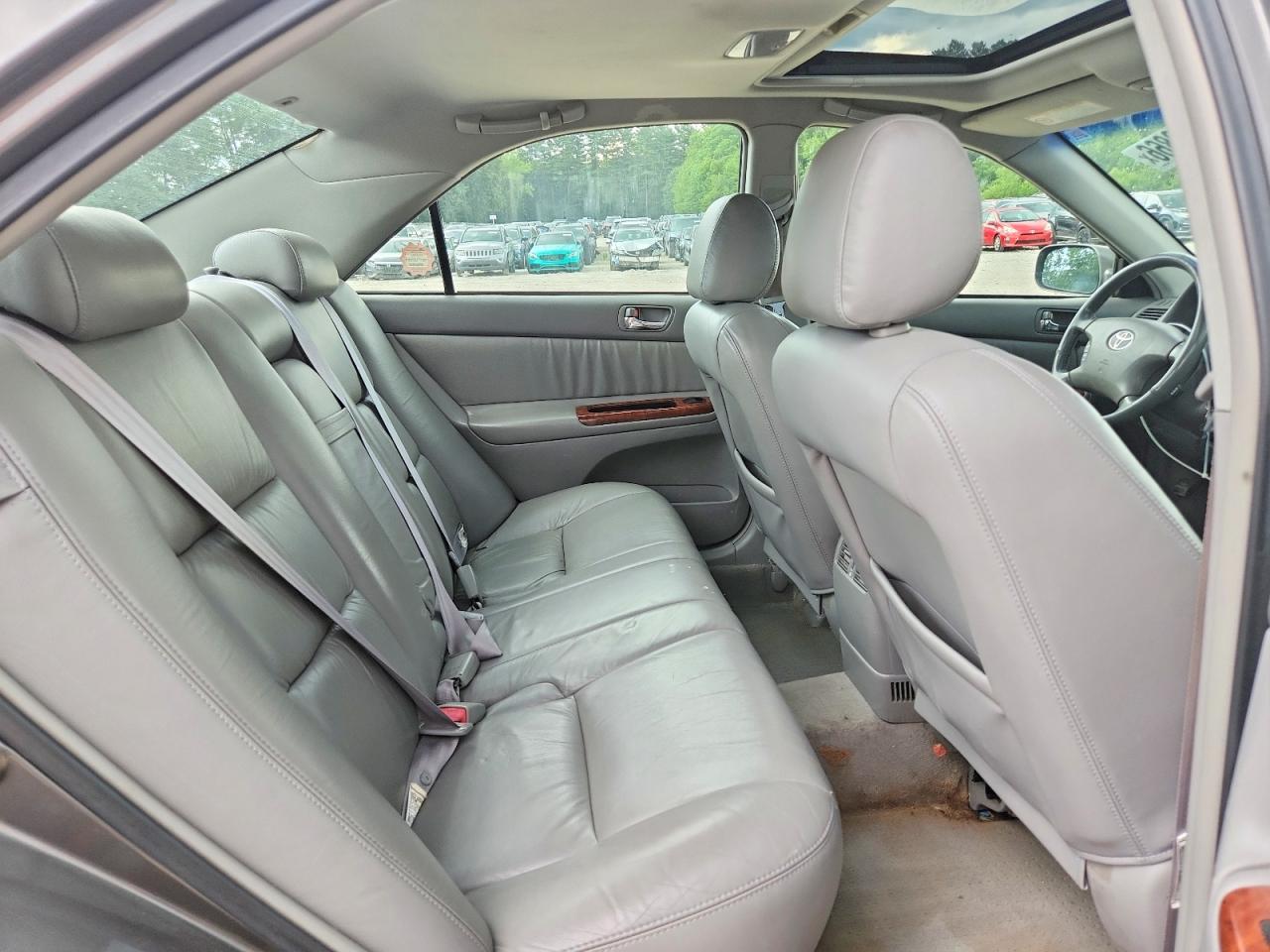 2002 TOYOTA CAMRY