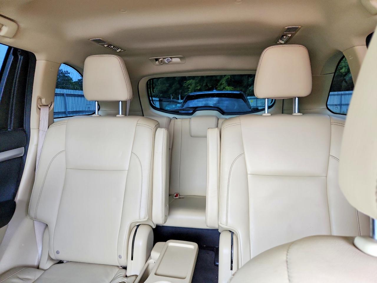 2016 TOYOTA HIGHLANDER