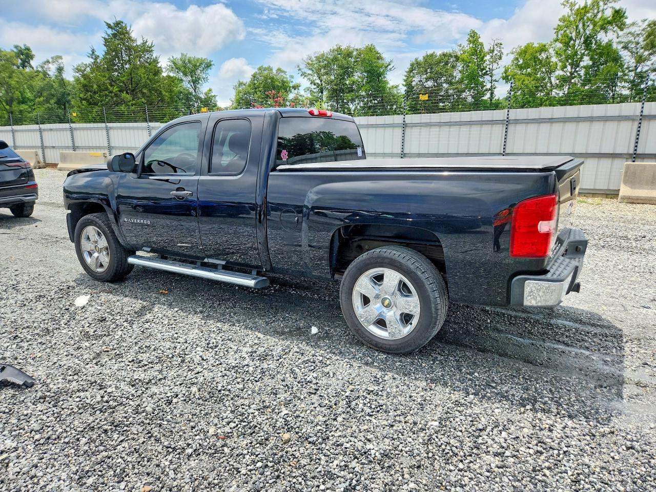 2011 CHEVROLET SILVERADO