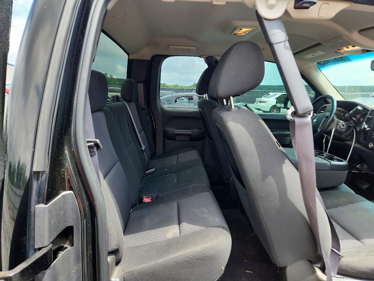 2011 CHEVROLET SILVERADO