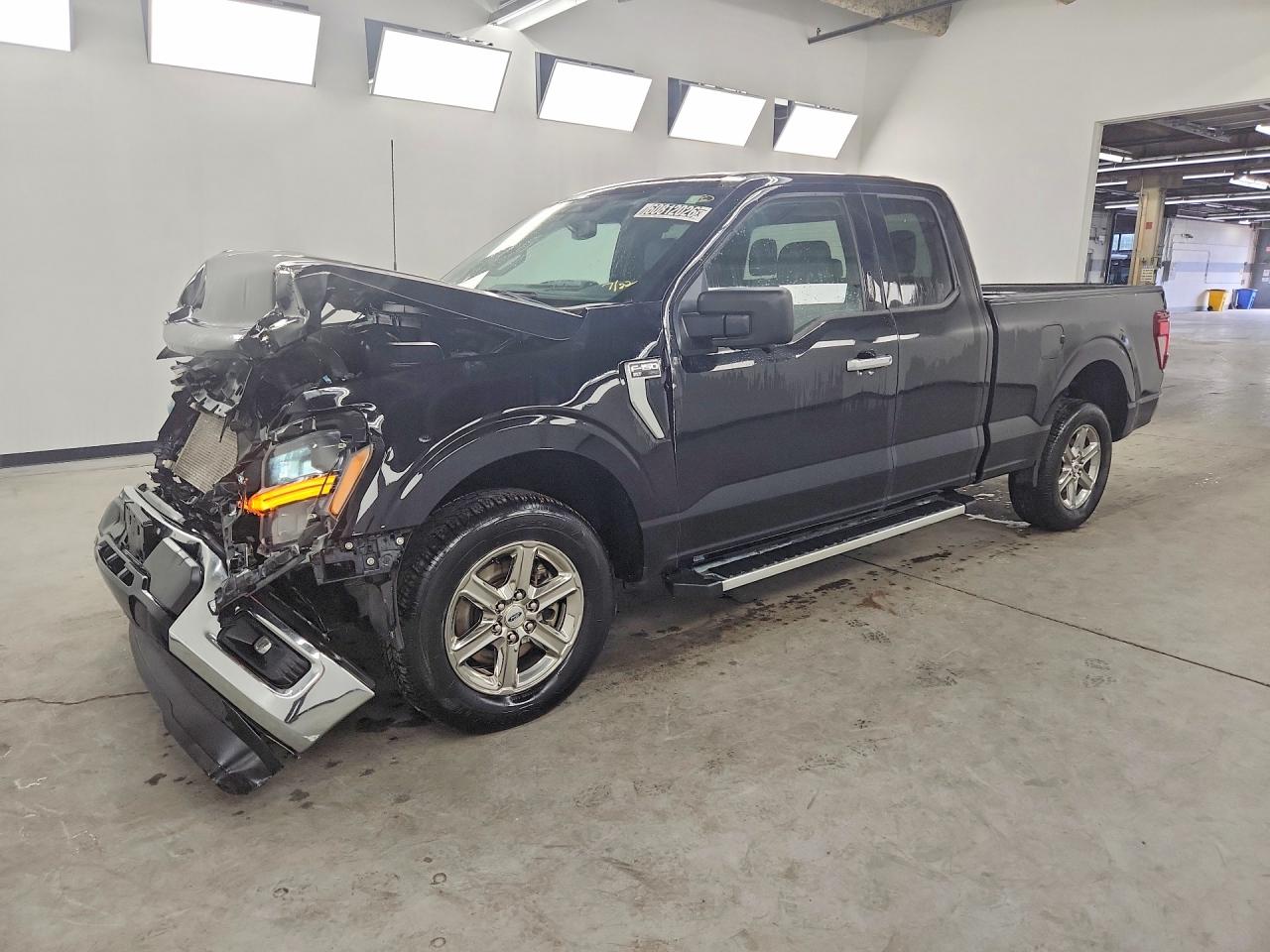 2024 FORD F150