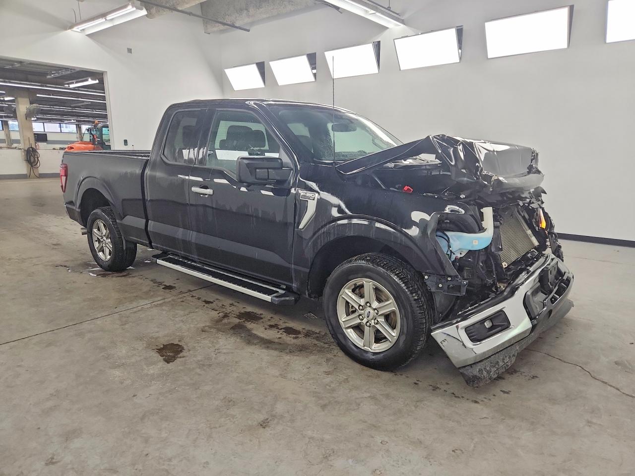 2024 FORD F150