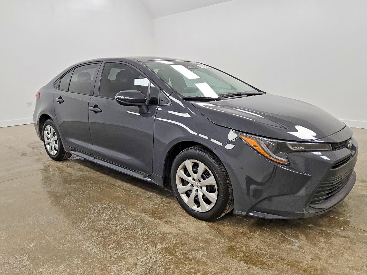 2025 TOYOTA COROLLA