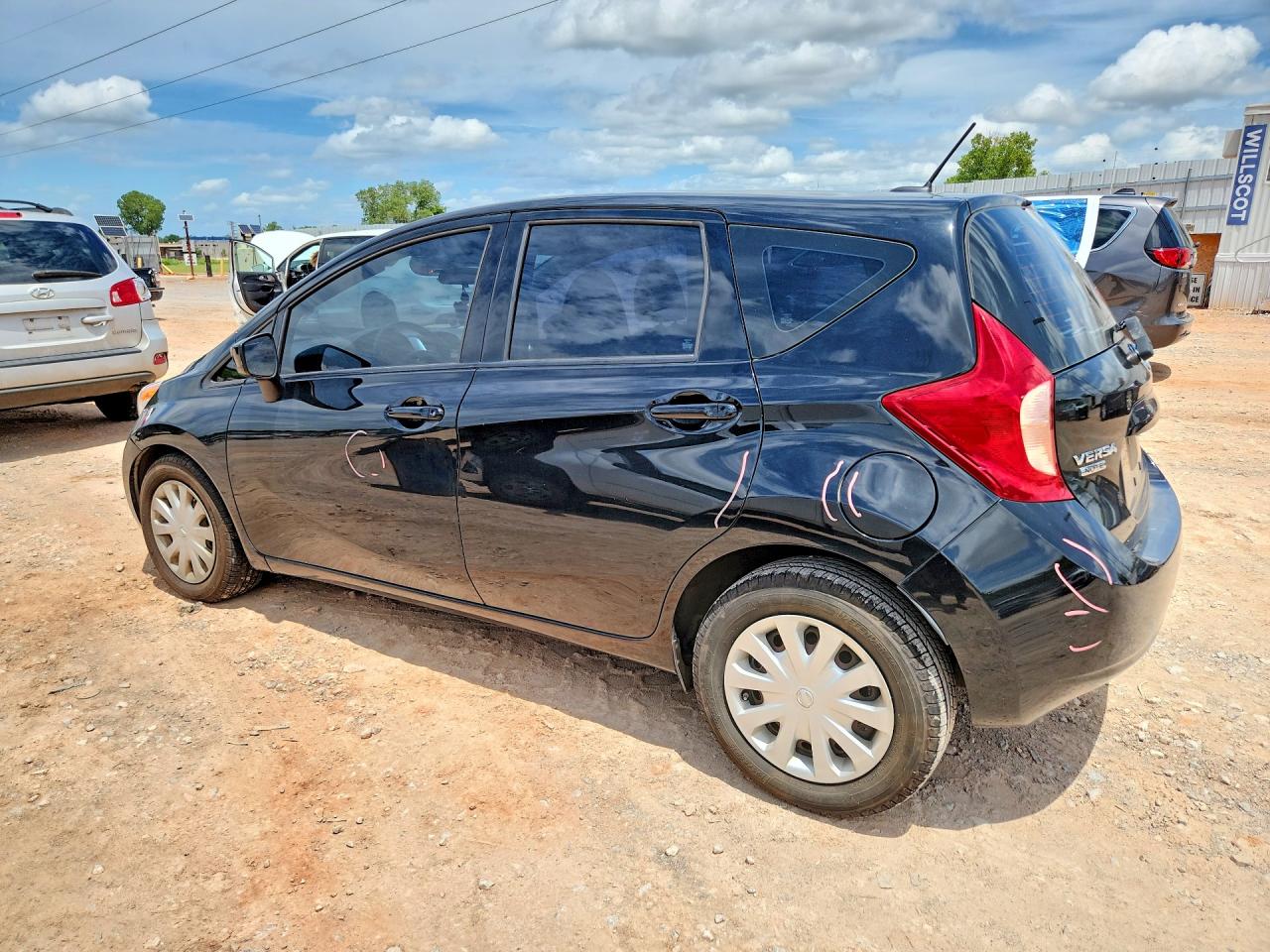 2016 NISSAN VERSA
