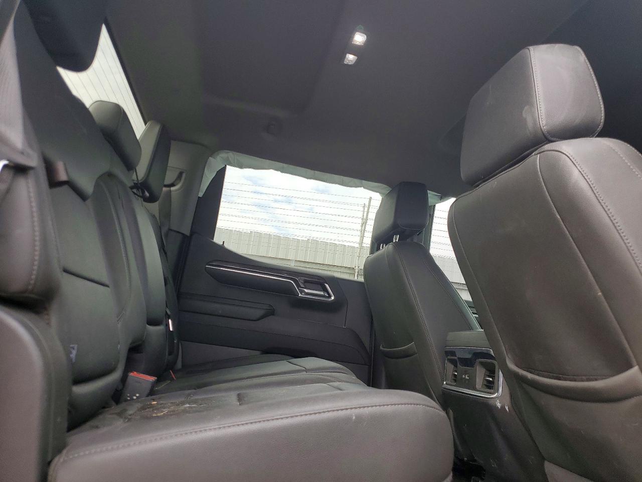 2024 CHEVROLET SILVERADO