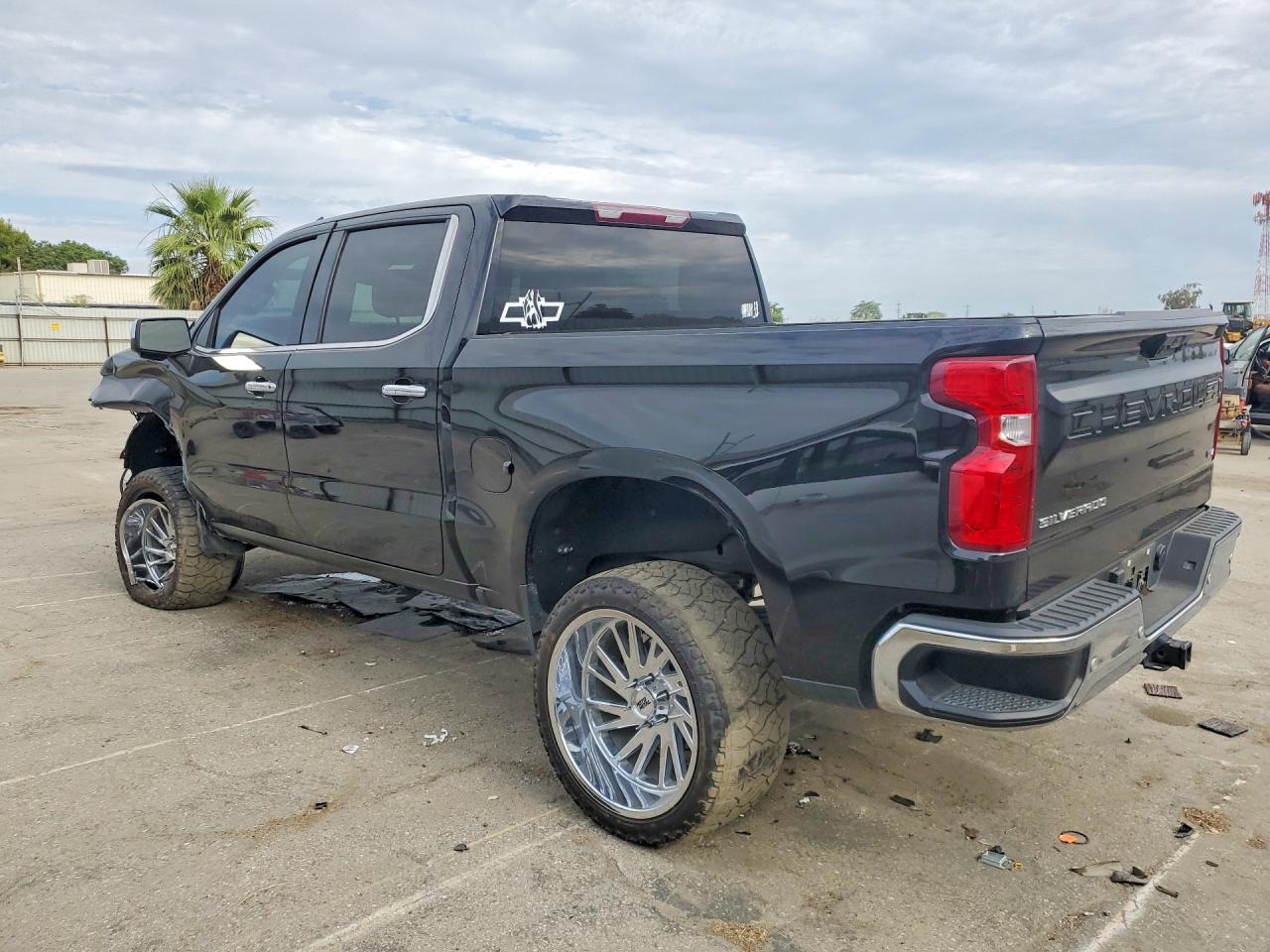 2024 CHEVROLET SILVERADO