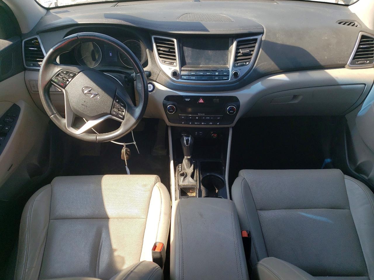 2017 HYUNDAI TUCSON