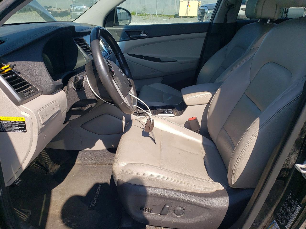 2017 HYUNDAI TUCSON