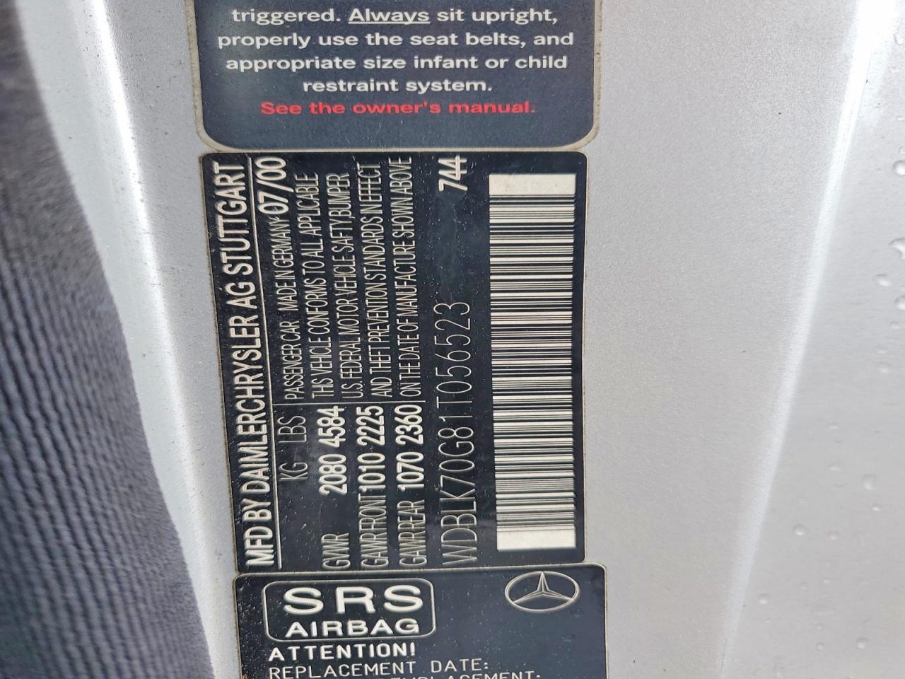2001 MERCEDES-BENZ CLK-CLASS