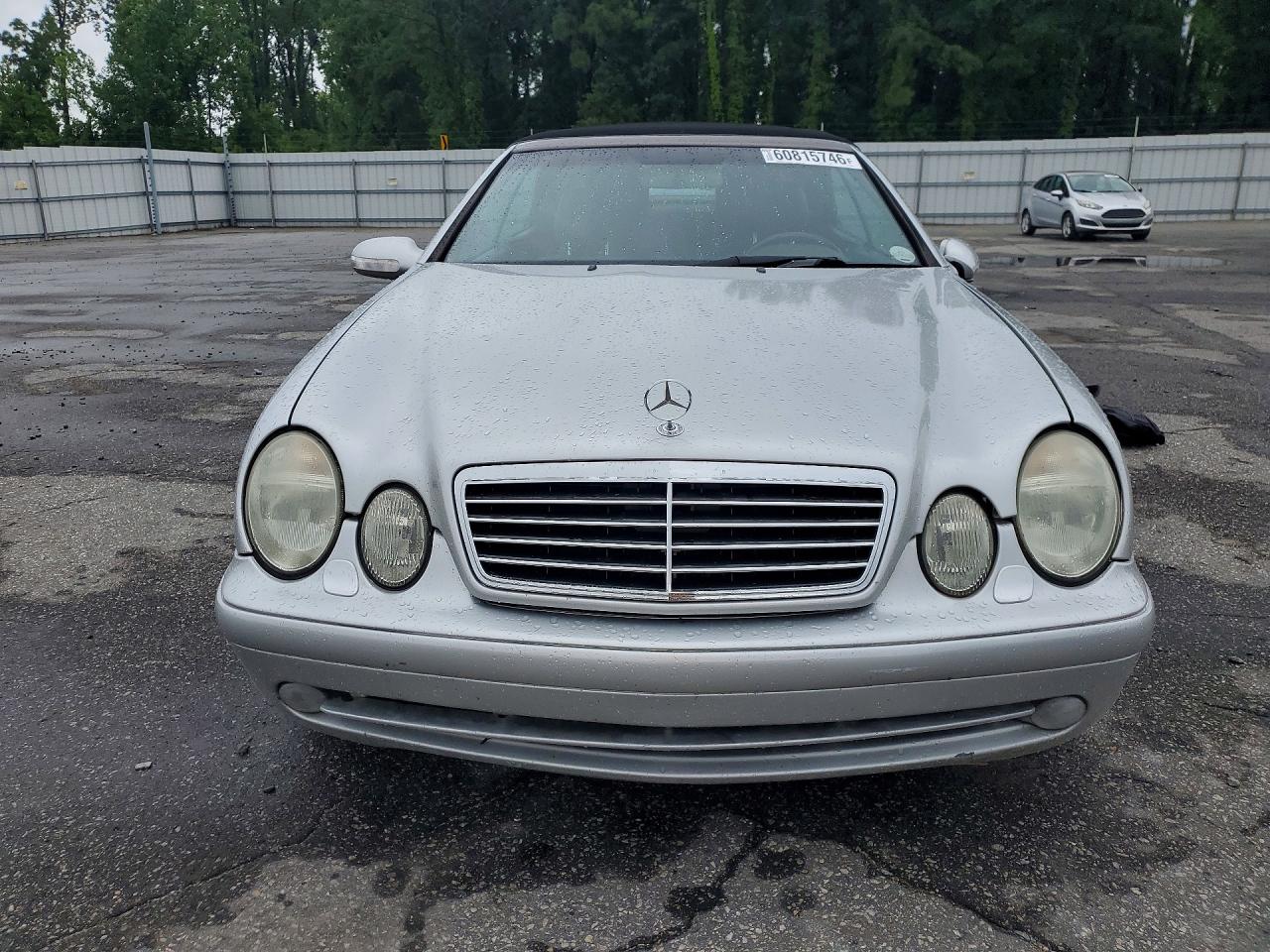 2001 MERCEDES-BENZ CLK-CLASS