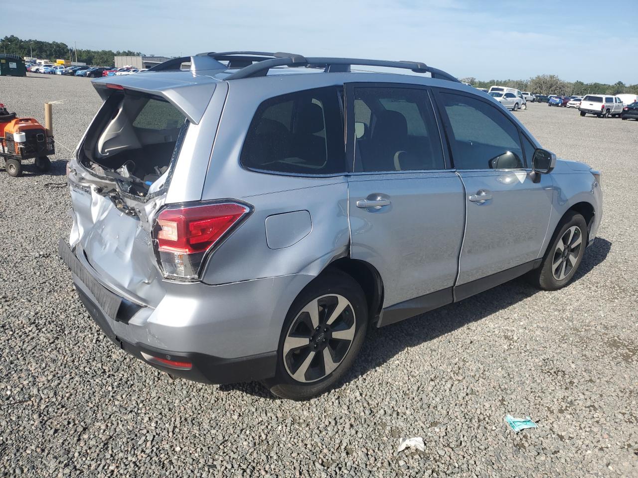 2017 SUBARU FORESTER