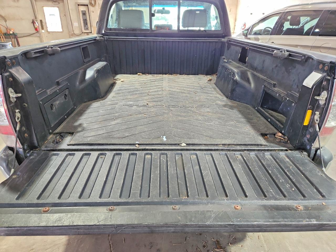 2010 TOYOTA TACOMA