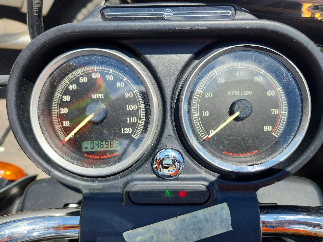 2011 HARLEY-DAVIDSON FL