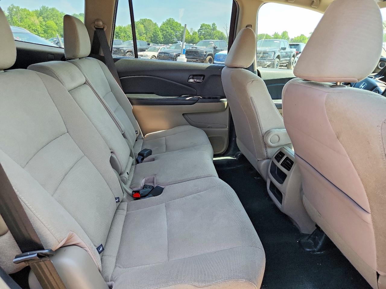 2016 HONDA PILOT