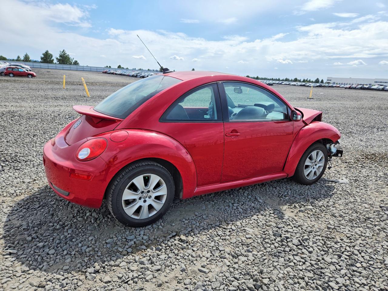 2010 VOLKSWAGEN BEETLE