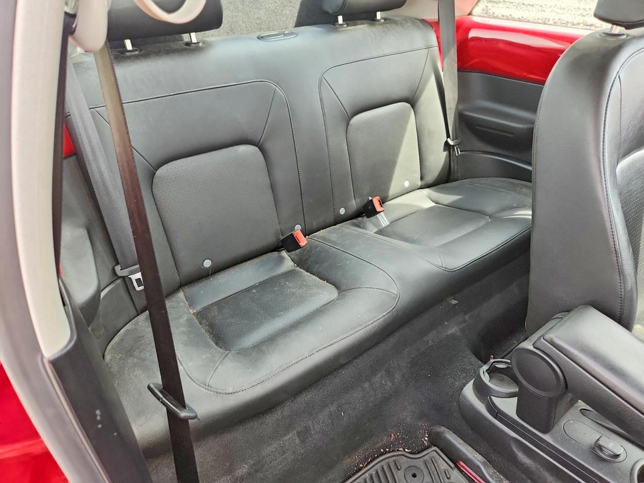 2010 VOLKSWAGEN BEETLE