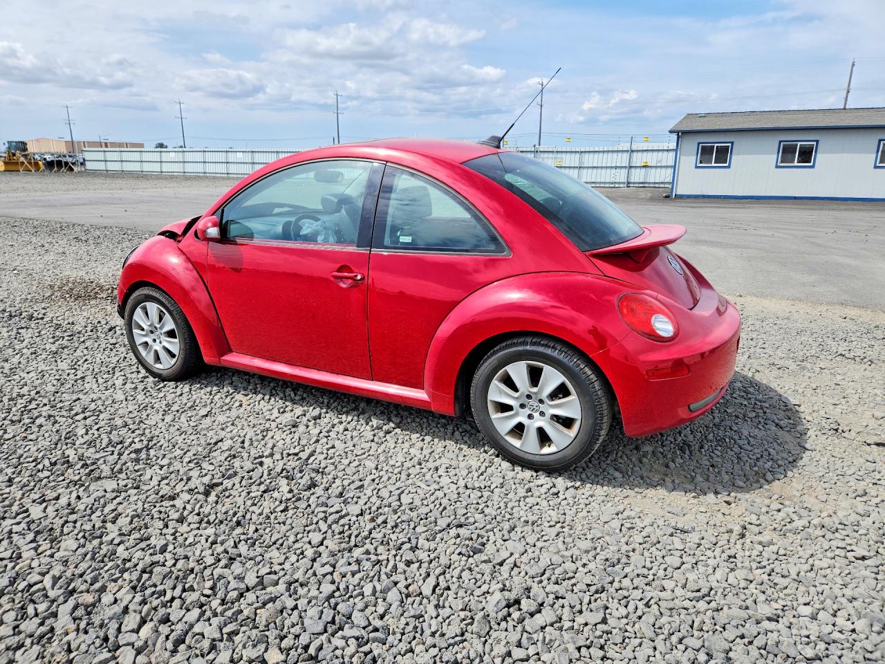 2010 VOLKSWAGEN BEETLE