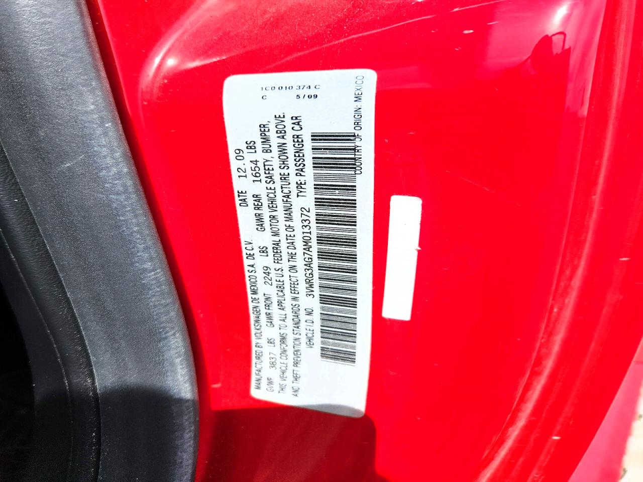 2010 VOLKSWAGEN BEETLE
