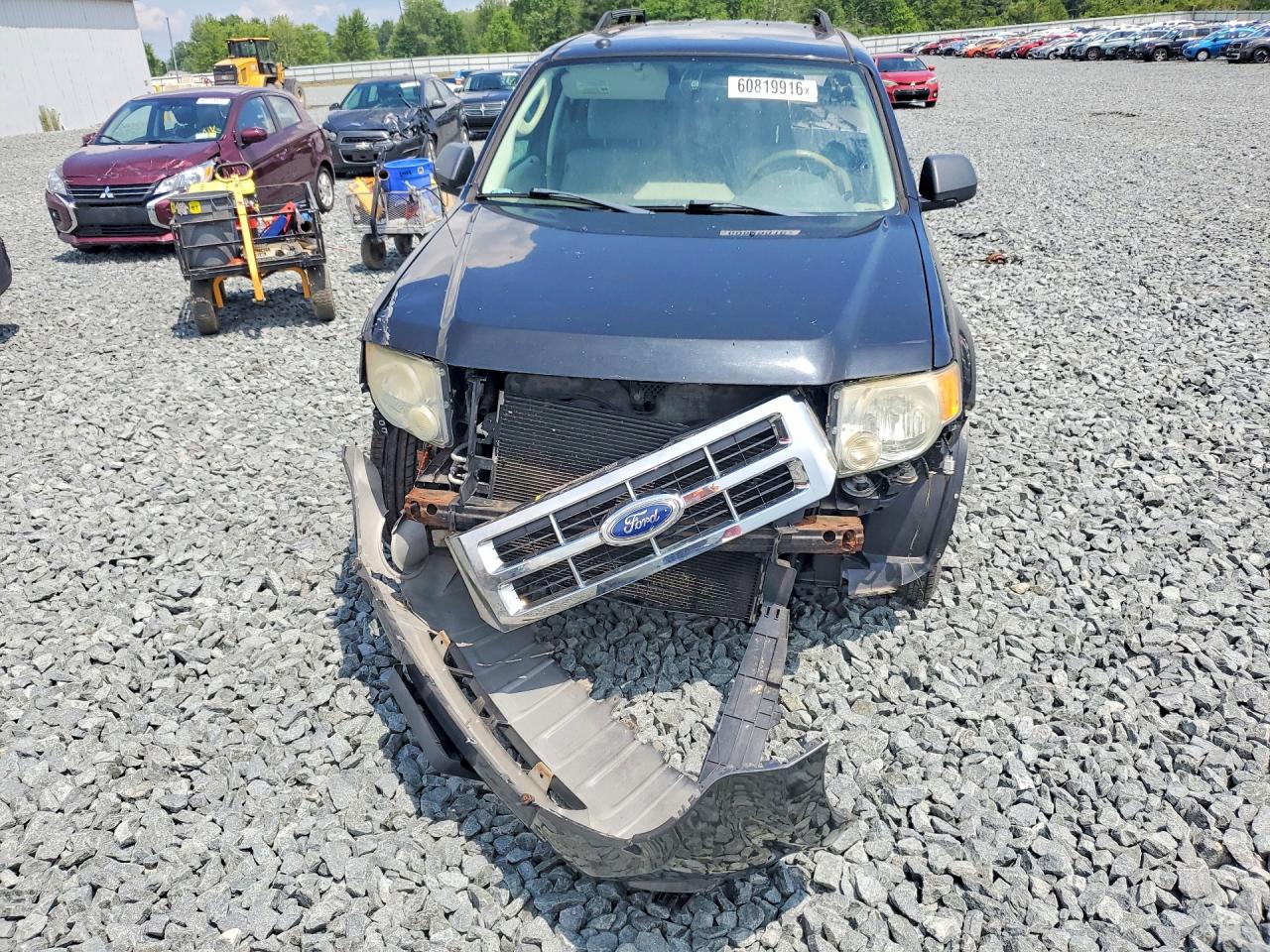 2011 FORD ESCAPE