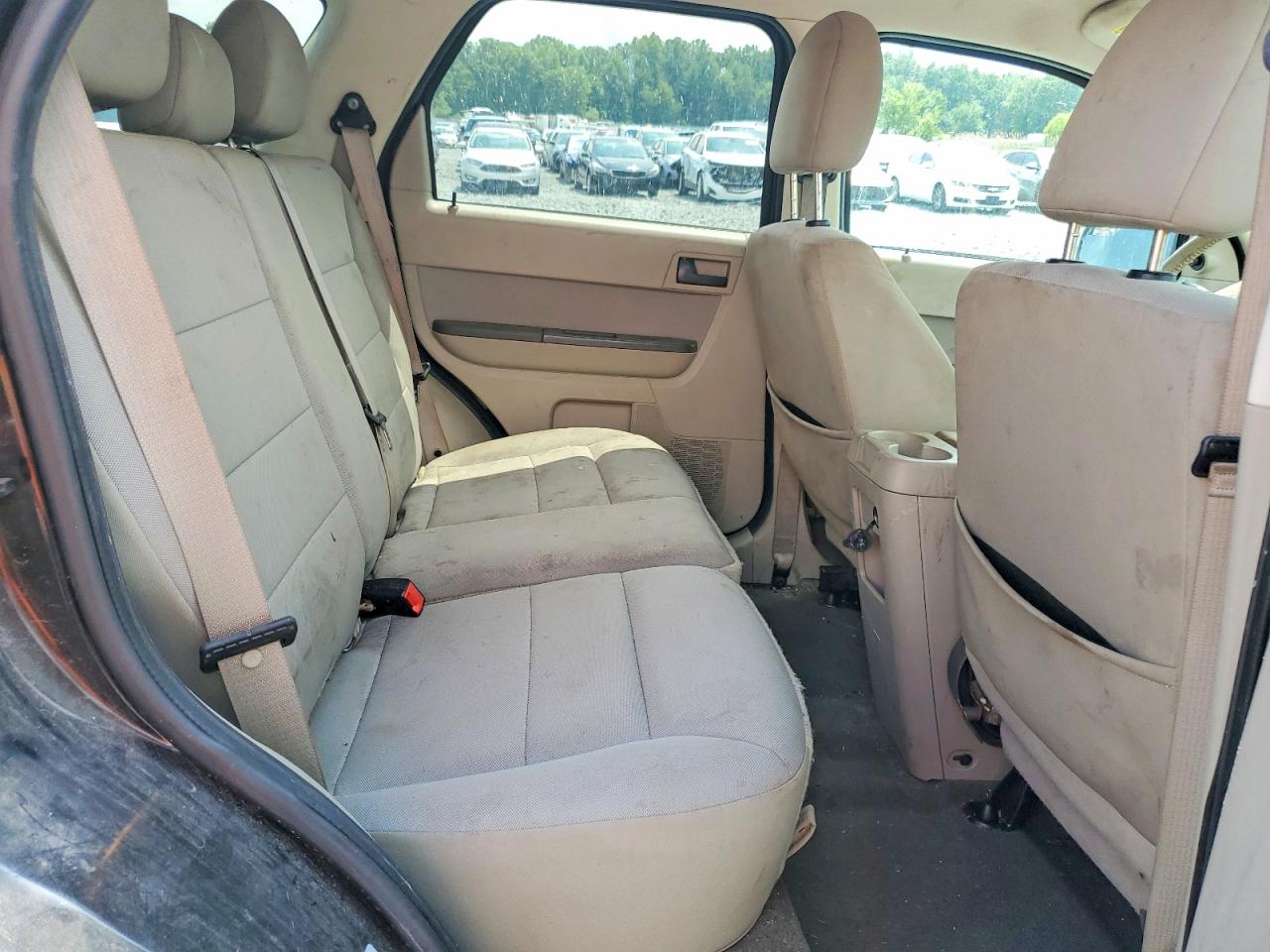 2011 FORD ESCAPE