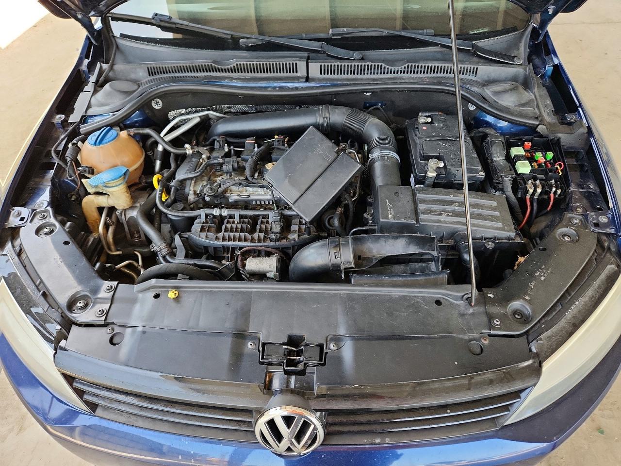 2014 VOLKSWAGEN JETTA