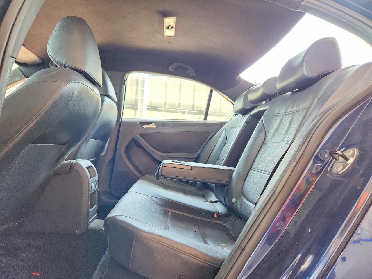 2014 VOLKSWAGEN JETTA