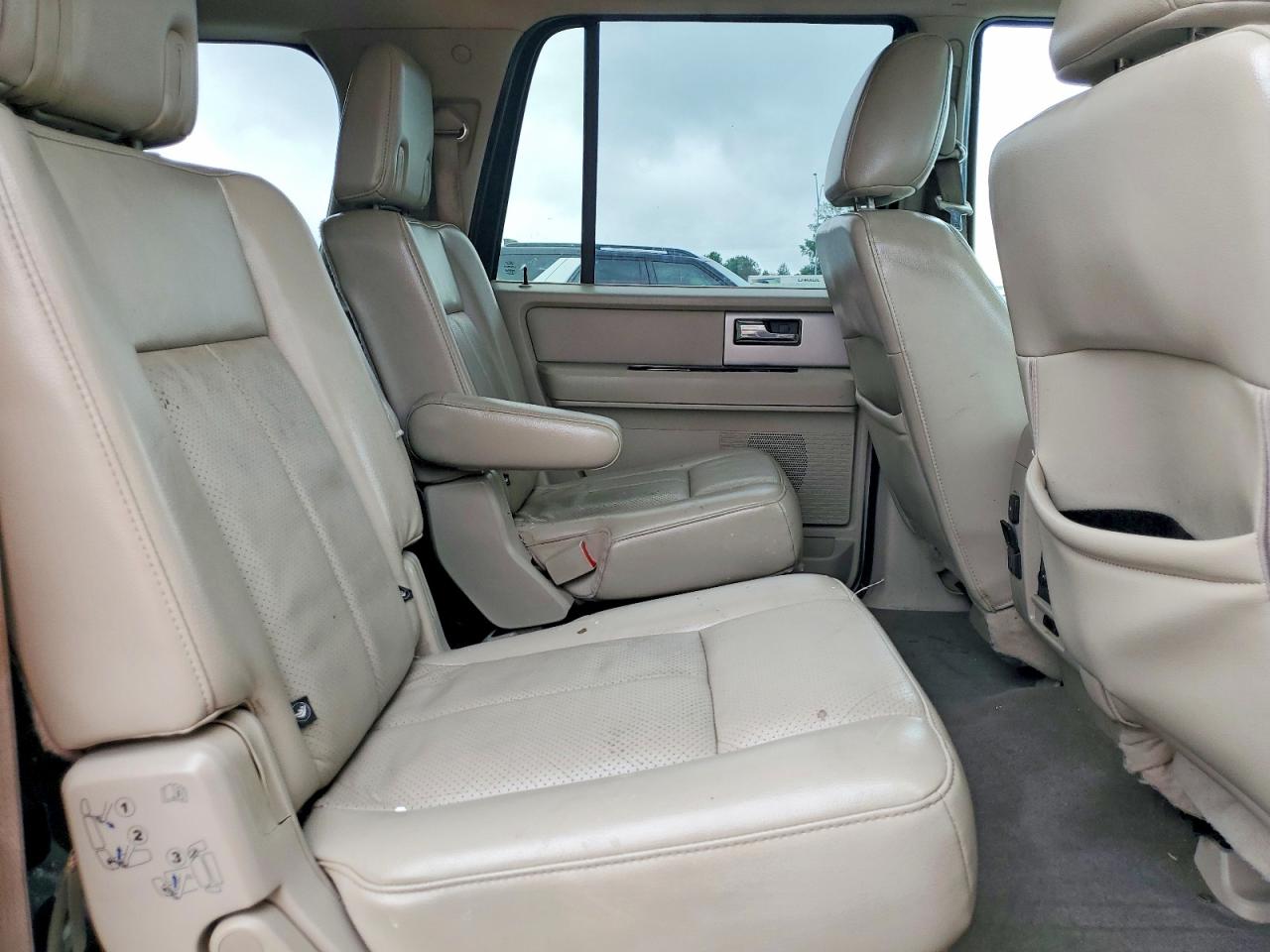 2013 FORD EXPEDITION