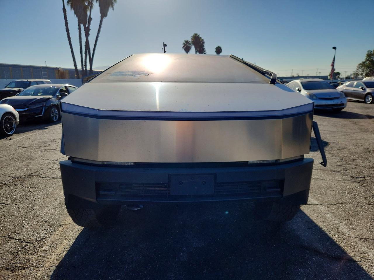 2024 TESLA CYBERTRUCK