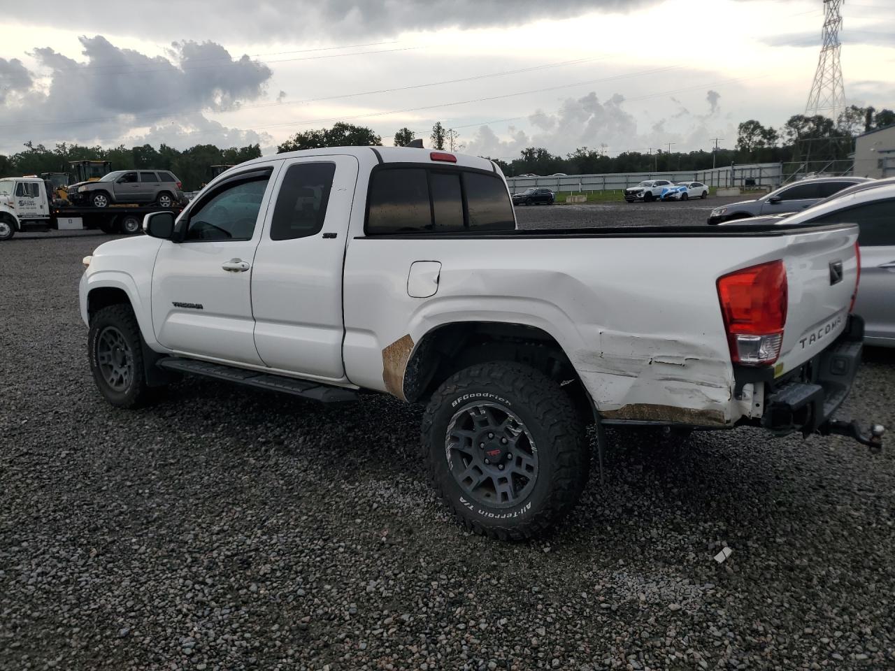 2016 TOYOTA TACOMA