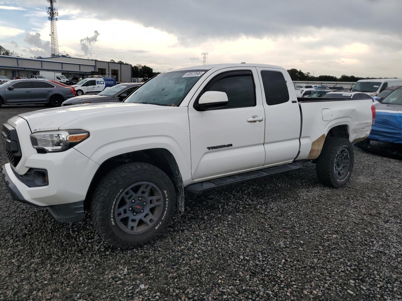 2016 TOYOTA TACOMA