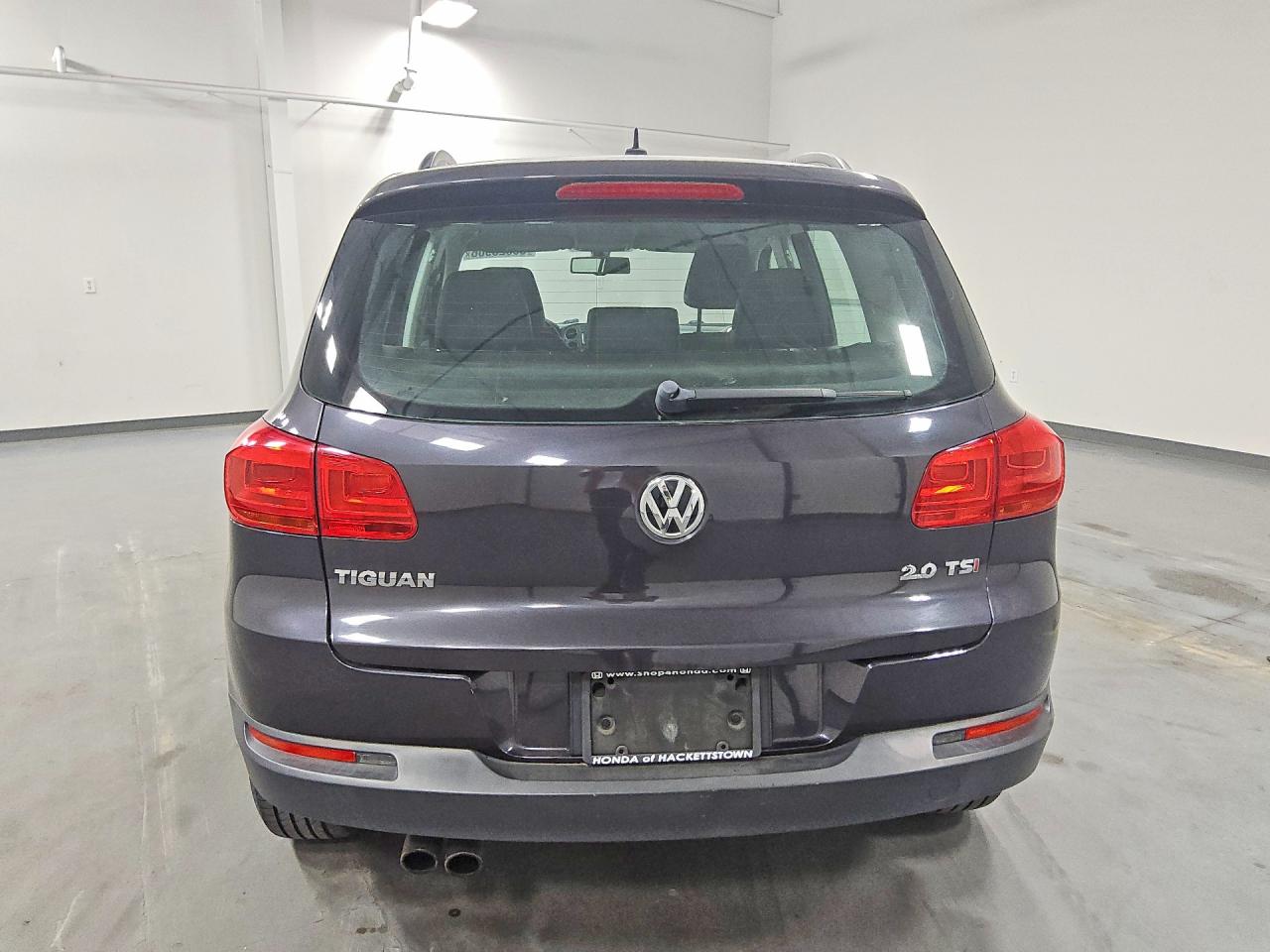 2016 VOLKSWAGEN TIGUAN