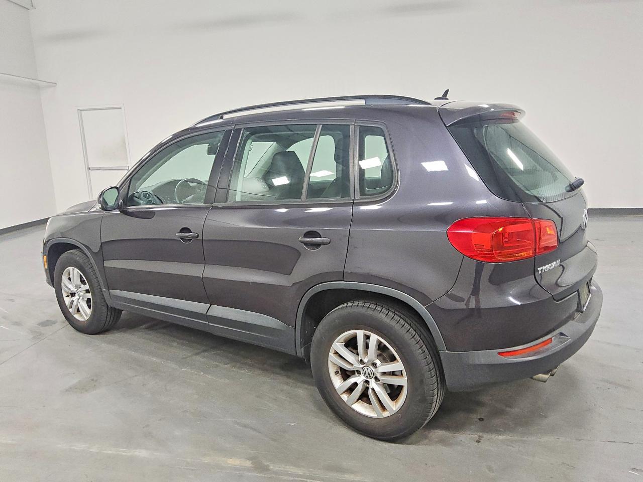 2016 VOLKSWAGEN TIGUAN
