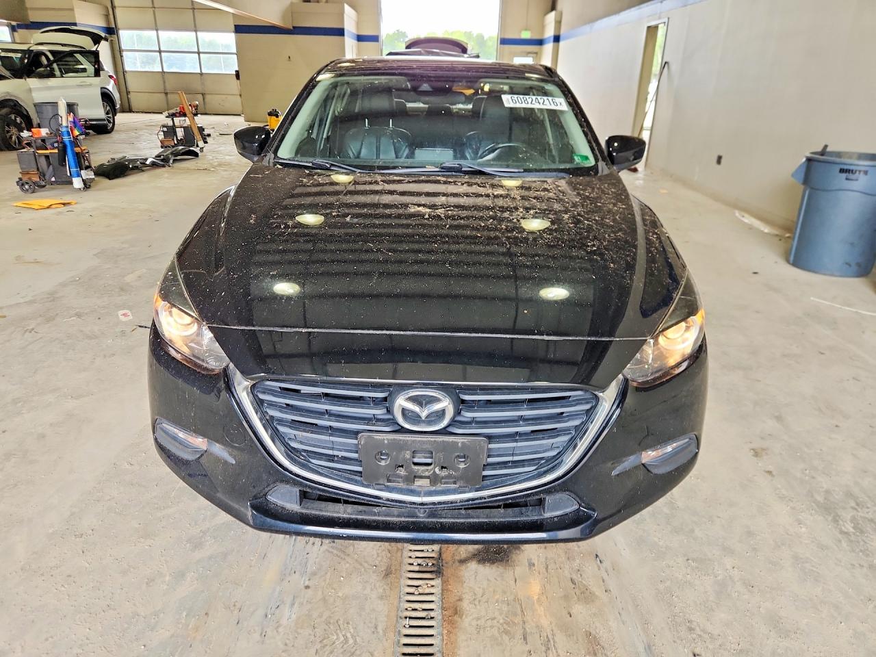 2018 MAZDA 3
