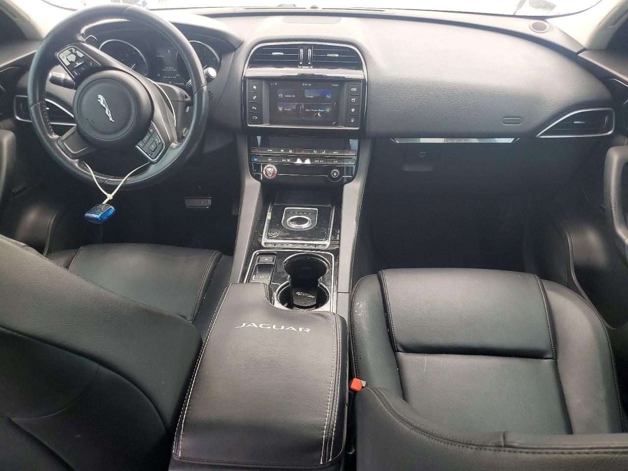 2017 JAGUAR F-PACE