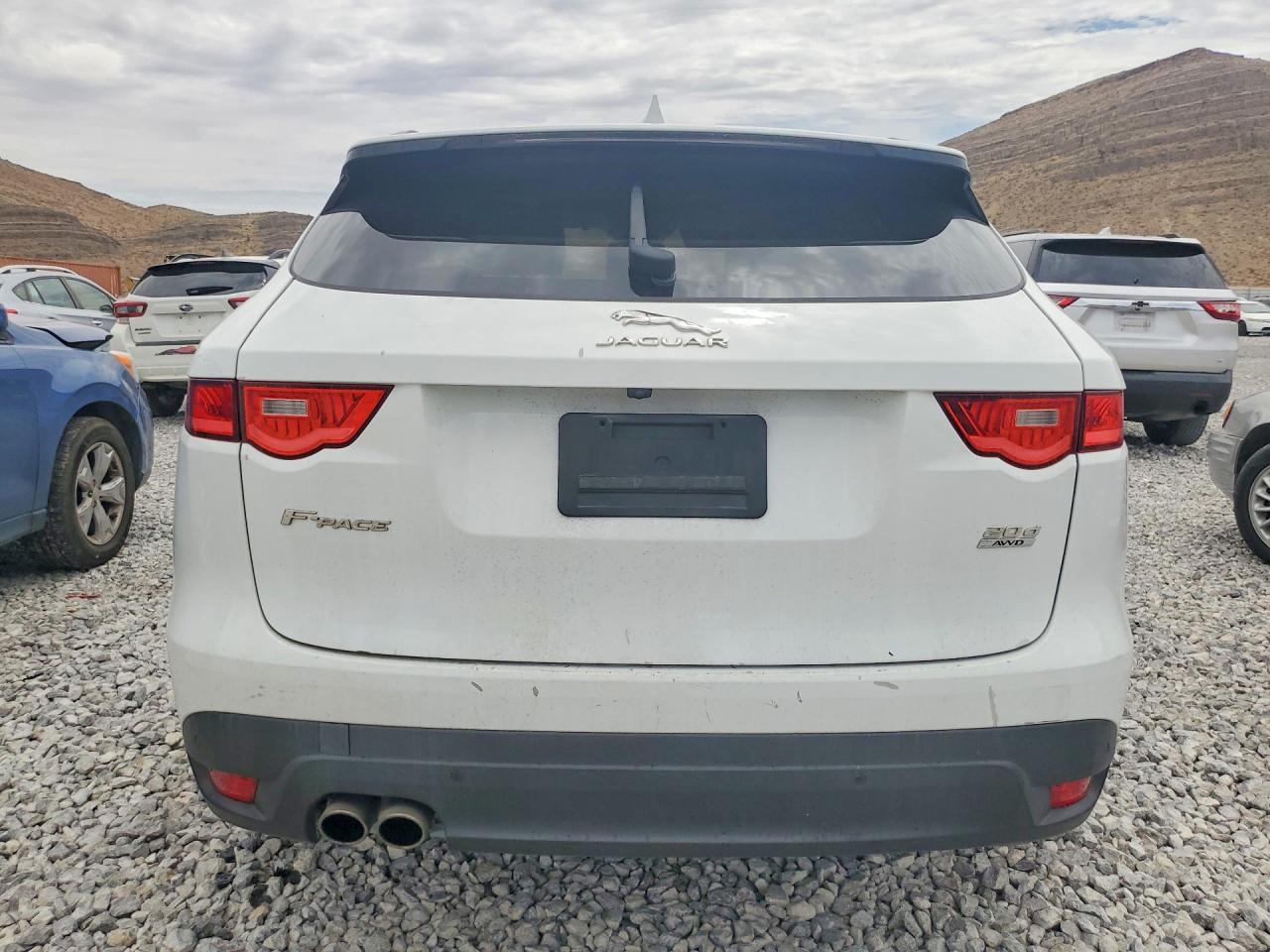 2017 JAGUAR F-PACE