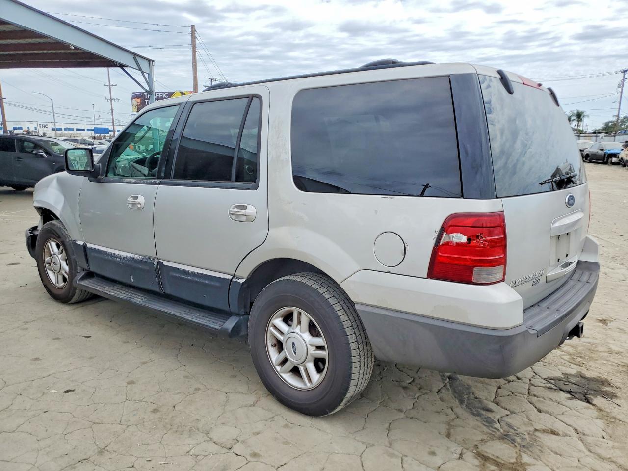 2004 FORD EXPEDITION