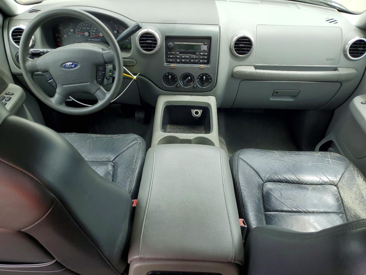 2004 FORD EXPEDITION