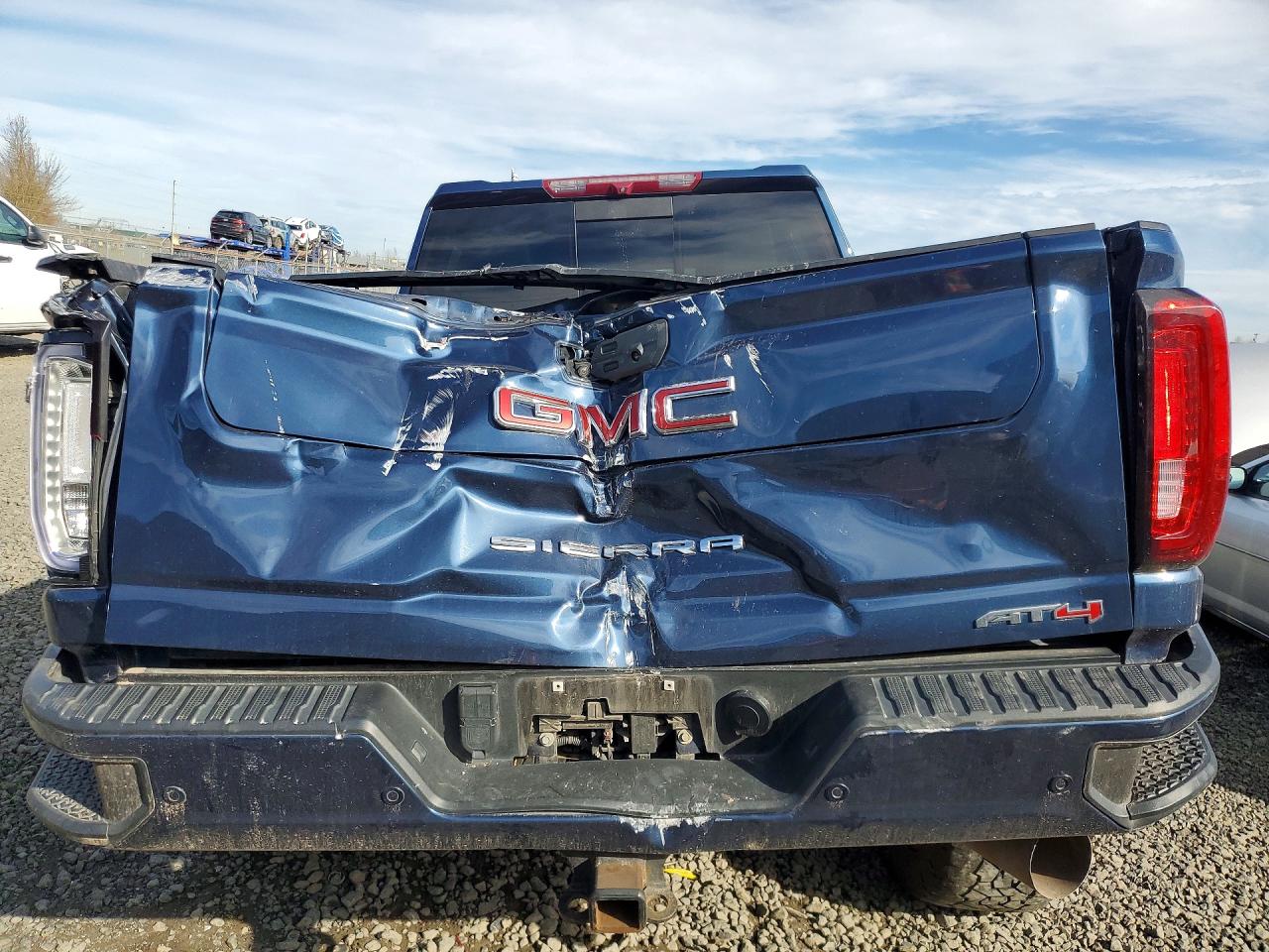 2022 GMC SIERRA