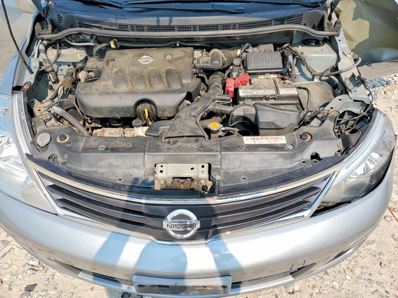2011 NISSAN VERSA
