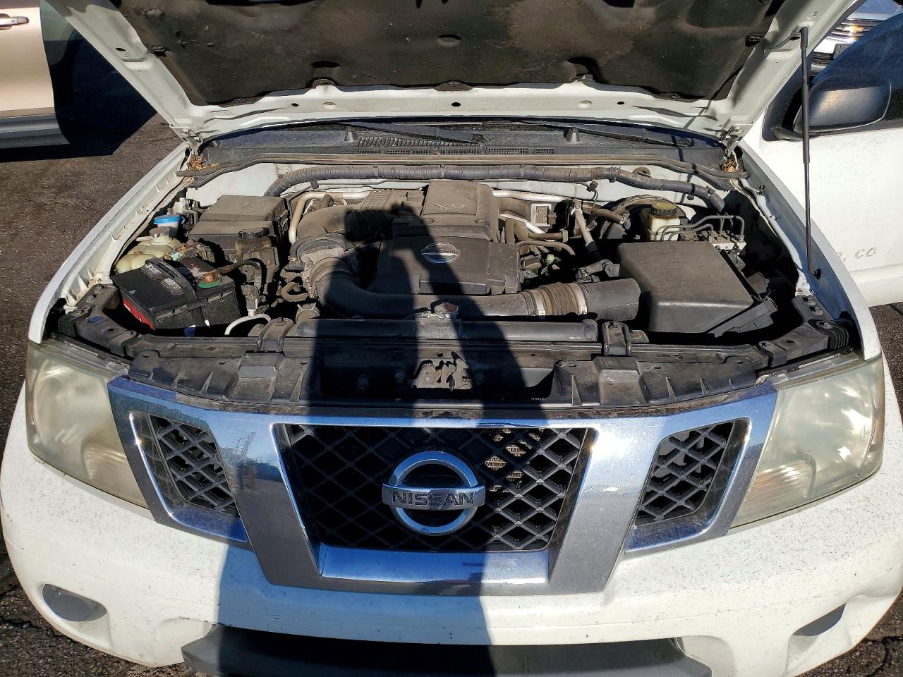 2015 NISSAN FRONTIER