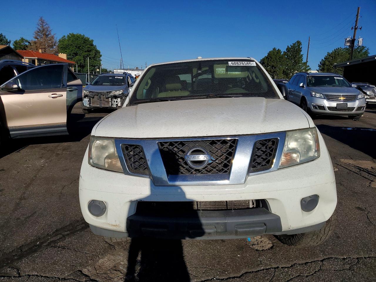 2015 NISSAN FRONTIER